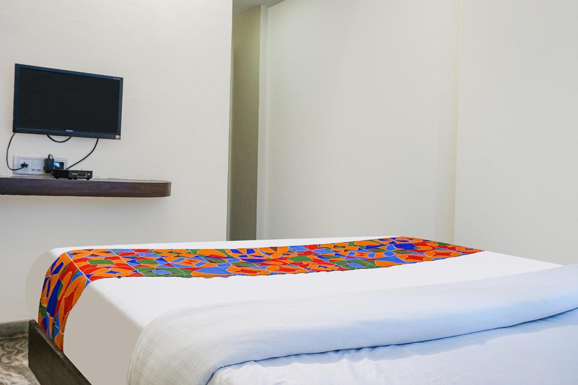 Fabhotel Gokul Lodge Gorhe Khurd Eksteriør bilde